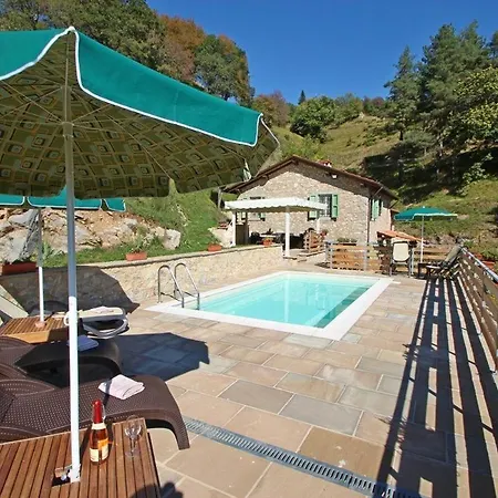 Pian D'orsina Sleeps 4 * Pescaglia