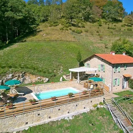 Pian D'orsina Sleeps 4